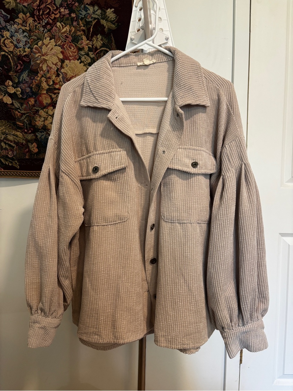 Easel Los Angeles Beige Corduroy Shacket L Oversized Balloon Sleeve